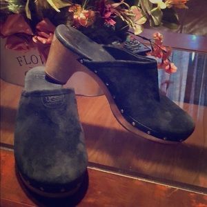 Black suede Ugg mules